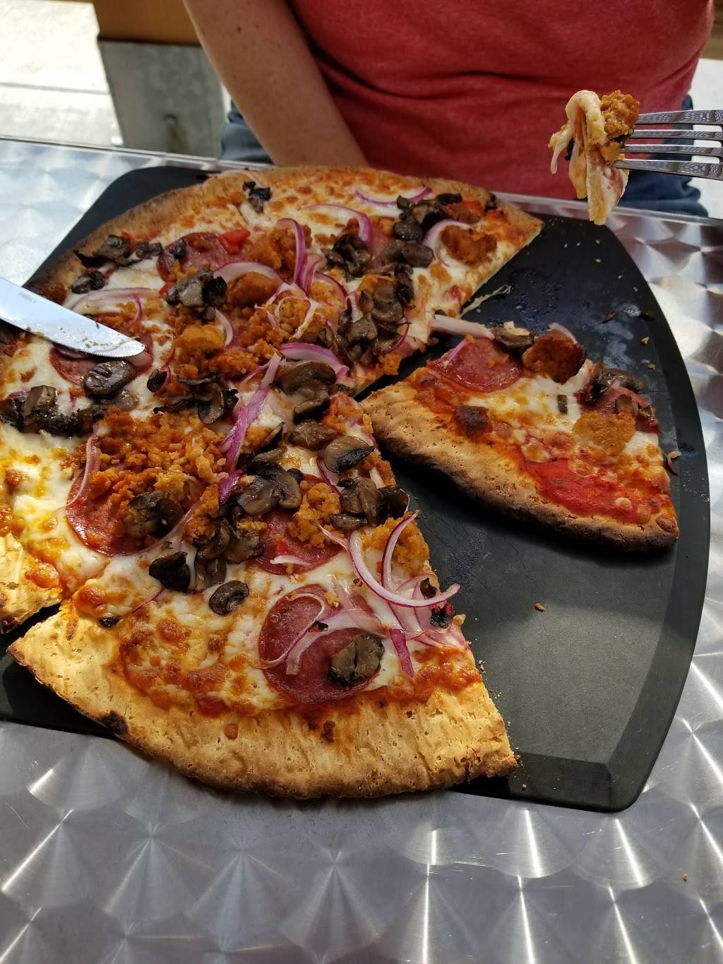 Crust & Crate Fast Fired Pizza Pub | restaurant | 2018 Ogilvie Rd, Gloucester, ON K1J 7N9, Canada | 6136566567 OR +1 613-656-6567