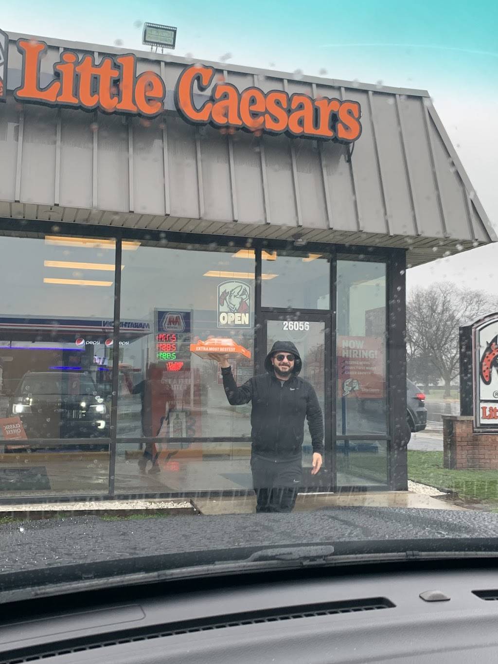Little Caesars Pizza | meal takeaway | 26056 Ford Rd, Dearborn Heights, MI 48127, USA | 3135612450 OR +1 313-561-2450