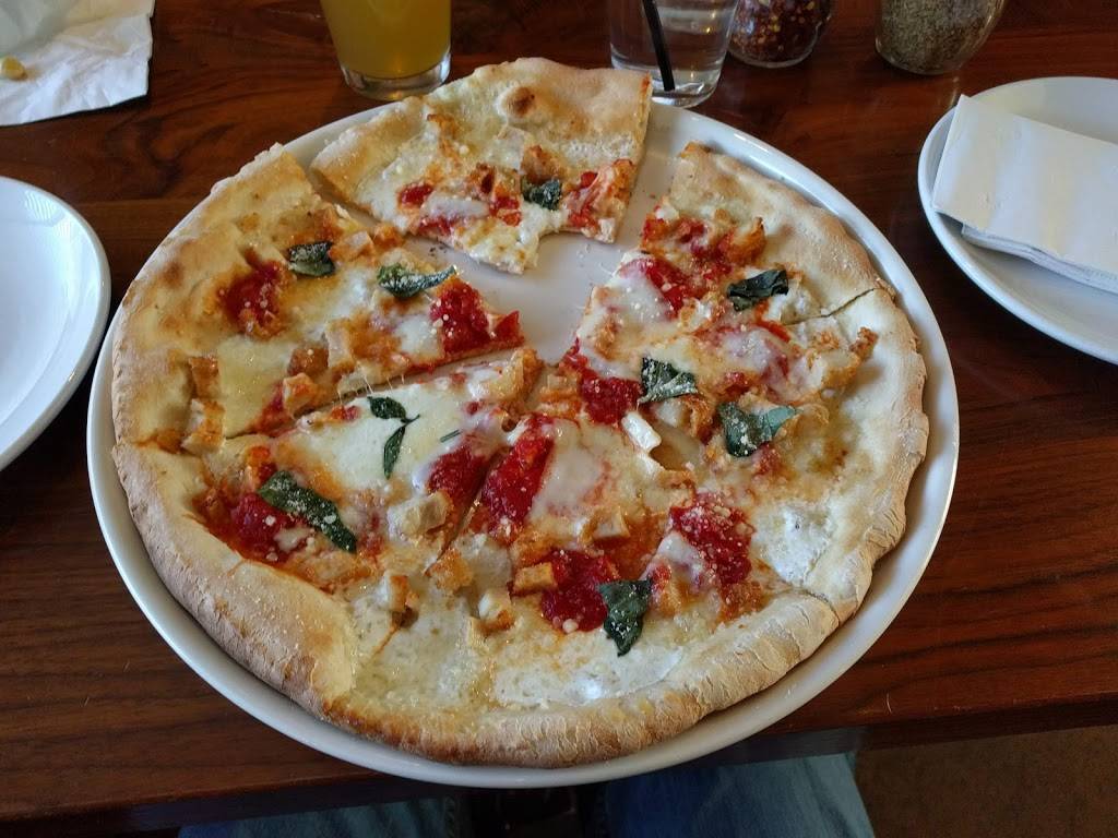 Brick & Barrel | restaurant | 870 Welsh Rd, Maple Glen, PA 19002, USA | 2674624528 OR +1 267-462-4528