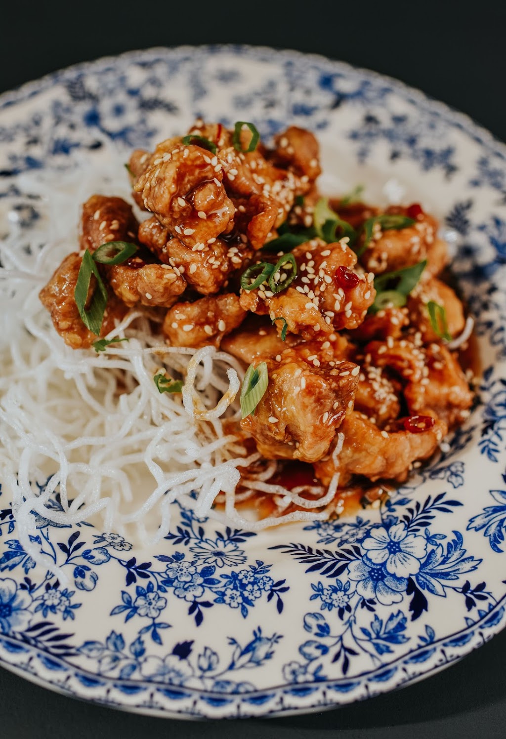 Mows Chinese Kitchen | restaurant | 12 N Broad St, Alpharetta, GA 30009, USA | 6786919400 OR +1 678-691-9400