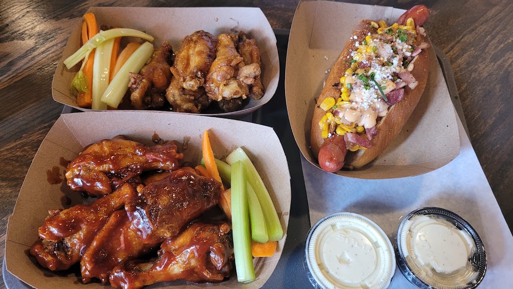 Dyckman Dogs | restaurant | 105-A Dyckman St, New York, NY 10040, USA | 6468526499 OR +1 646-852-6499