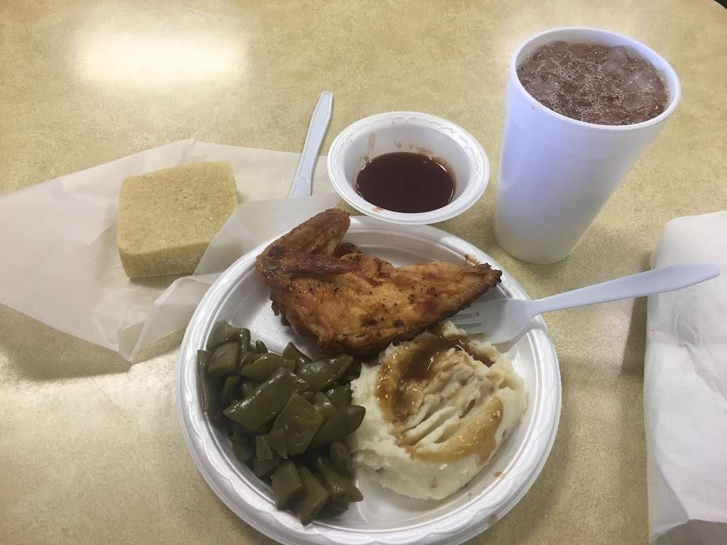 Lees Country Kitchen | restaurant | 2602 Old Creek Rd, Greenville, NC 27834, USA | 2527520837 OR +1 252-752-0837