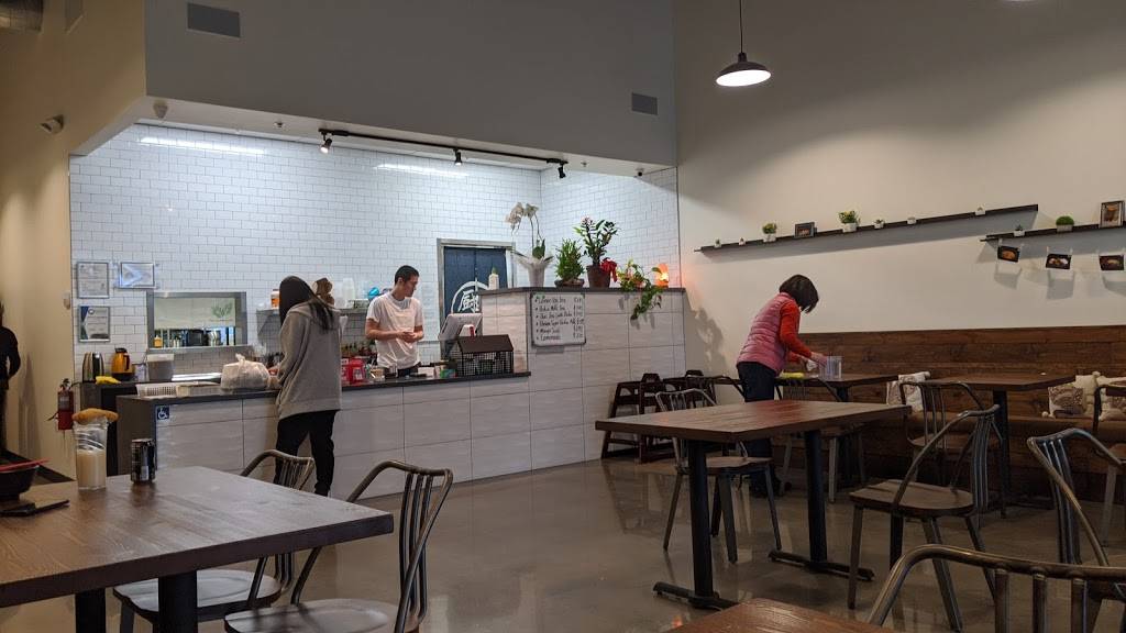 Little eastern cafe | restaurant | 4910 Hamner Ave, Eastvale, CA 91752, USA | 9519343061 OR +1 951-934-3061