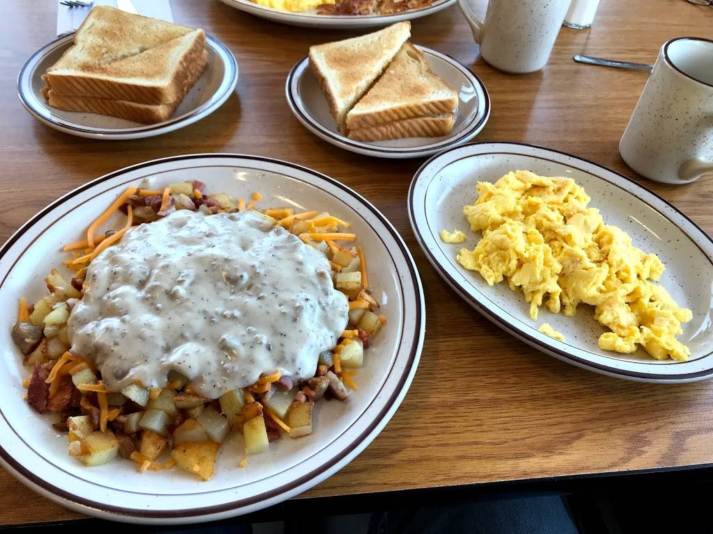 Howell Coney Island | restaurant | 1025 E Grand River Ave, Howell, MI 48843, USA | 5176187233 OR +1 517-618-7233