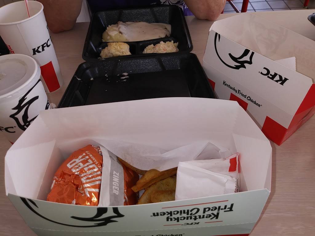 KFC | restaurant | 11333 Garland Rd, Dallas, TX 75218, USA | 2143199296 OR +1 214-319-9296