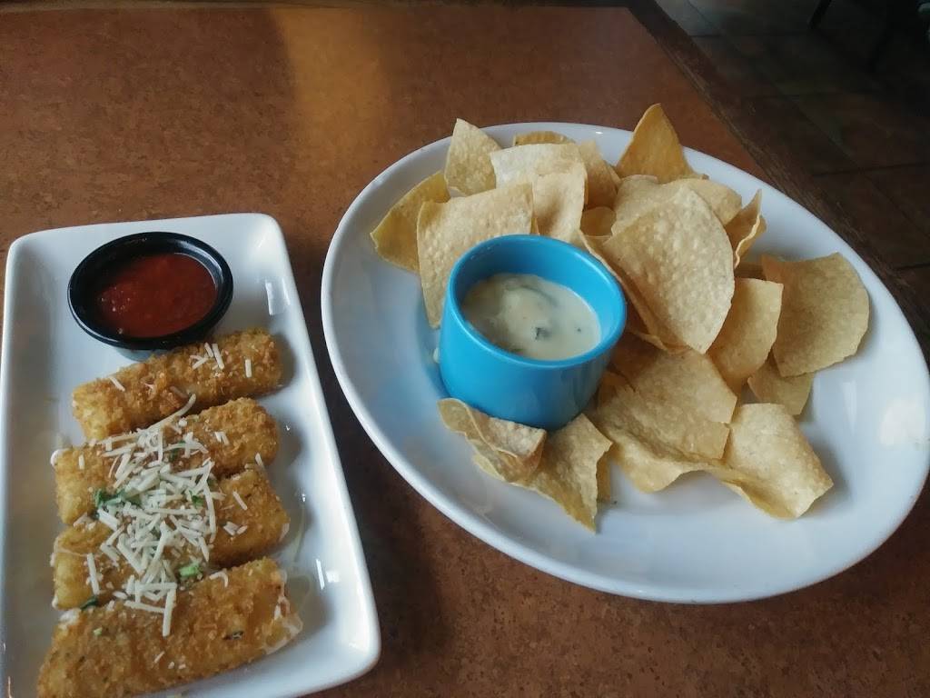 TGI Fridays | restaurant | 220 Coneflower Dr, Garland, TX 75040, USA | 9724141299 OR +1 972-414-1299