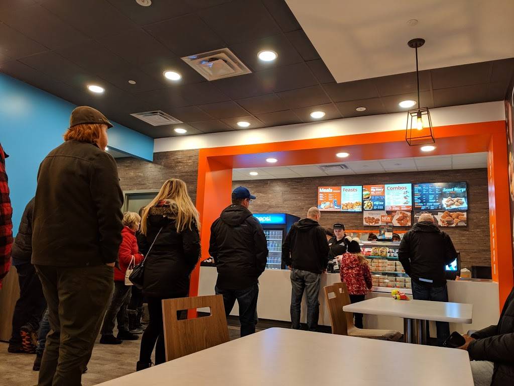 Mary Browns Chicken & Taters | restaurant | Centrum Shopping Centre, 400 Earl Grey Dr B-7, Kanata, ON K2T 1B9, Canada | 6135922132 OR +1 613-592-2132