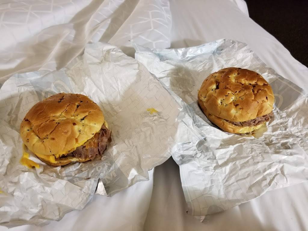 Arbys | restaurant | 512 N Jefferson St, Lewisburg, WV 24901, USA | 3046474498 OR +1 304-647-4498