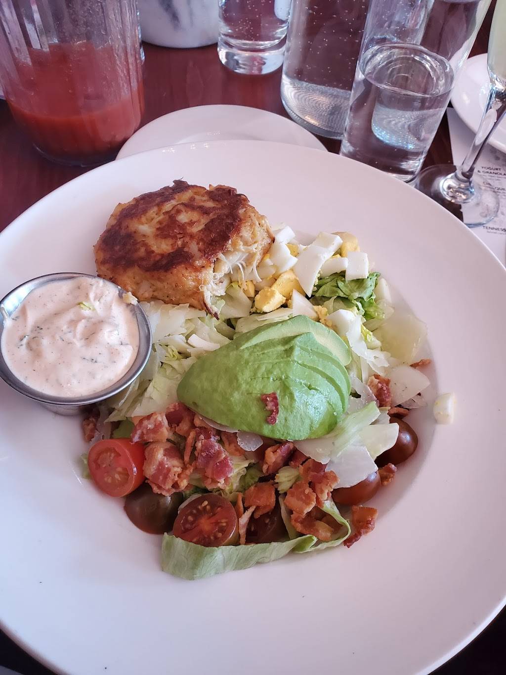 The Manor | restaurant | 924 N Charles St, Baltimore, MD 21201, USA | 4438351526 OR +1 443-835-1526