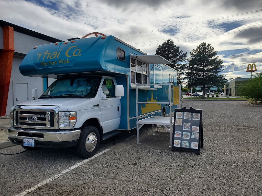 Thai Co. The Iron Wok | restaurant | 7425 W Clearwater Ave, Kennewick, WA 99336, USA | 5097888212 OR +1 509-788-8212