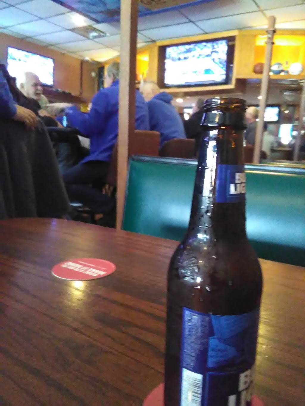 Backstretch Bar & Grill | restaurant | 1784 Bryan Station Rd, Lexington, KY 40505, USA | 8593092225 OR +1 859-309-2225