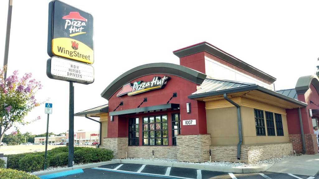 Pizza Hut | restaurant | 1007 N 14th St, Leesburg, FL 34748, USA | 3527878744 OR +1 352-787-8744