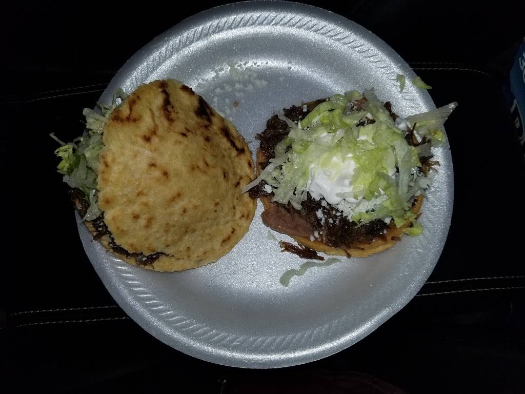 El Taconazoo | restaurant | 2813-2919 S Old Wire Rd, Rogers, AR 72758, USA | 4795865251 OR +1 479-586-5251