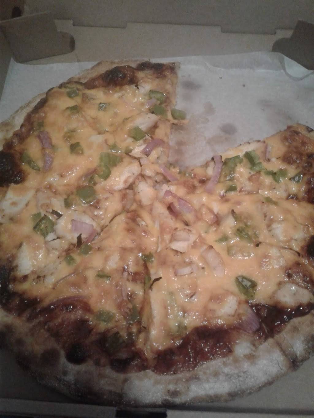 Foxs Pizza Den Cheat Lake | restaurant | 200 Fort Pierpont Dr, Morgantown, WV 26508, USA | 3047772173 OR +1 304-777-2173