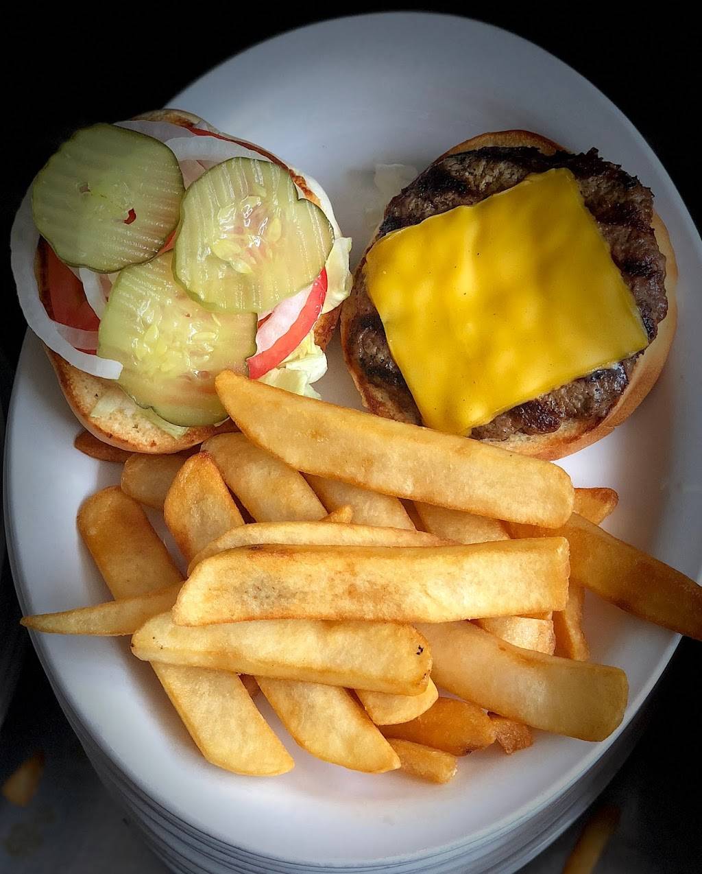 G & D Steakhouse | restaurant | 2001 W Worley St, Columbia, MO 65203, USA | 5734453504 OR +1 573-445-3504