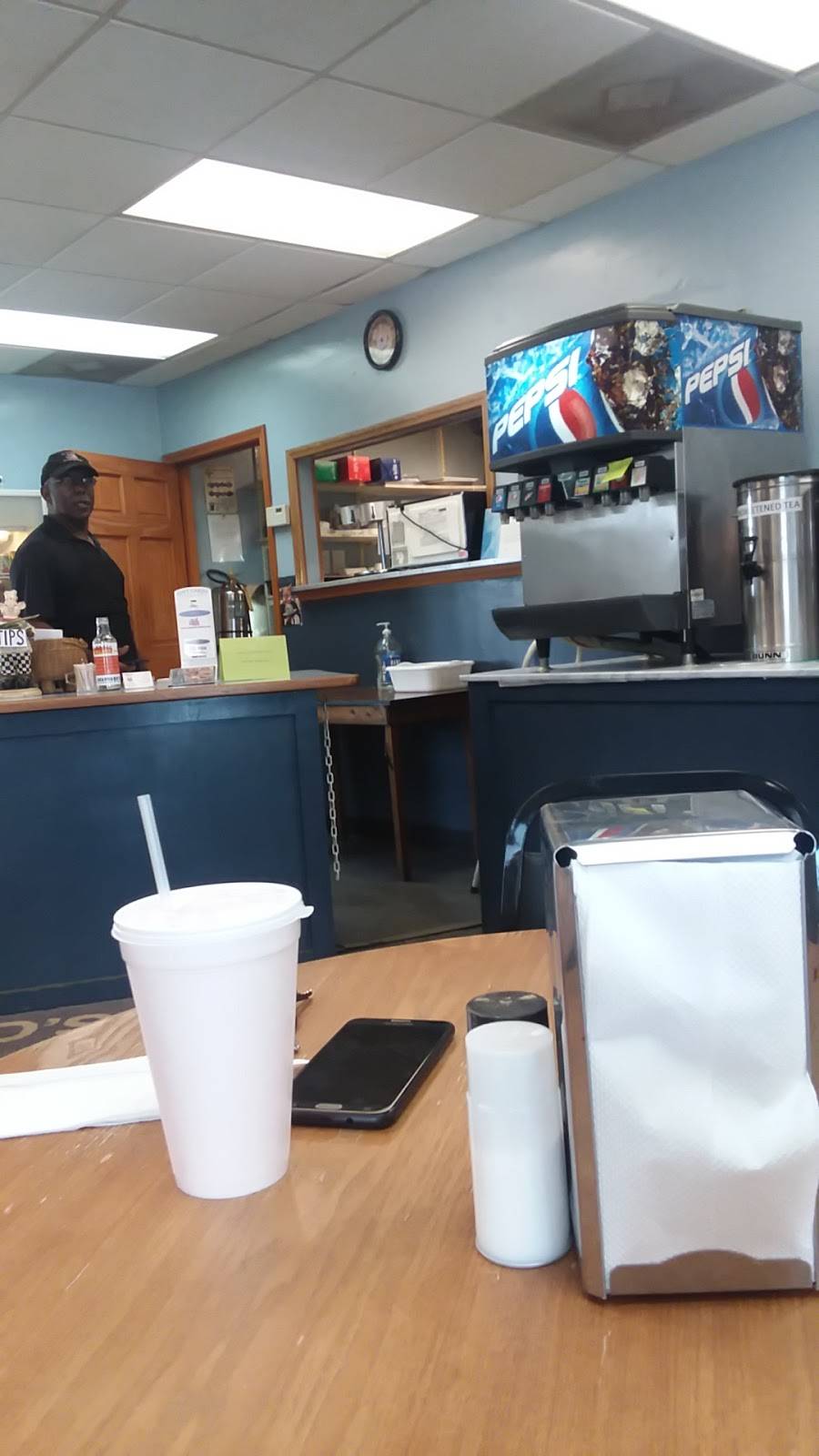 Beaugards Southern Bar "B" Que | restaurant | 975 S South St, Wilmington, OH 45177, USA | 9376558100 OR +1 937-655-8100