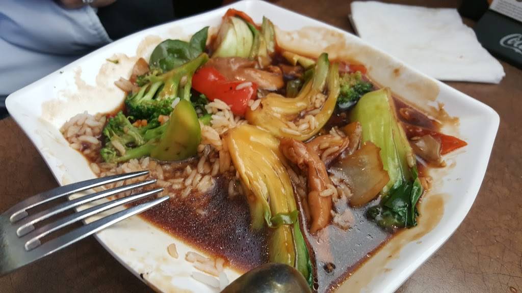 Tangerine Asian Cuisine | restaurant | 12260 Yonge St Unit 5, Richmond Hill, ON L4E 0W5, Canada | 9053138686 OR +1 905-313-8686