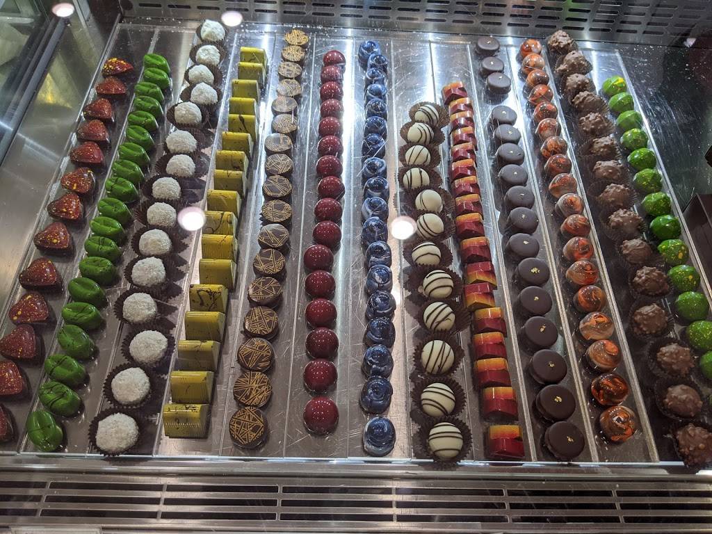 Pascal Patisserie & Cafe | bakery | 21040 A Victory Blvd, Woodland Hills, CA 91367, USA | 8187129375 OR +1 818-712-9375