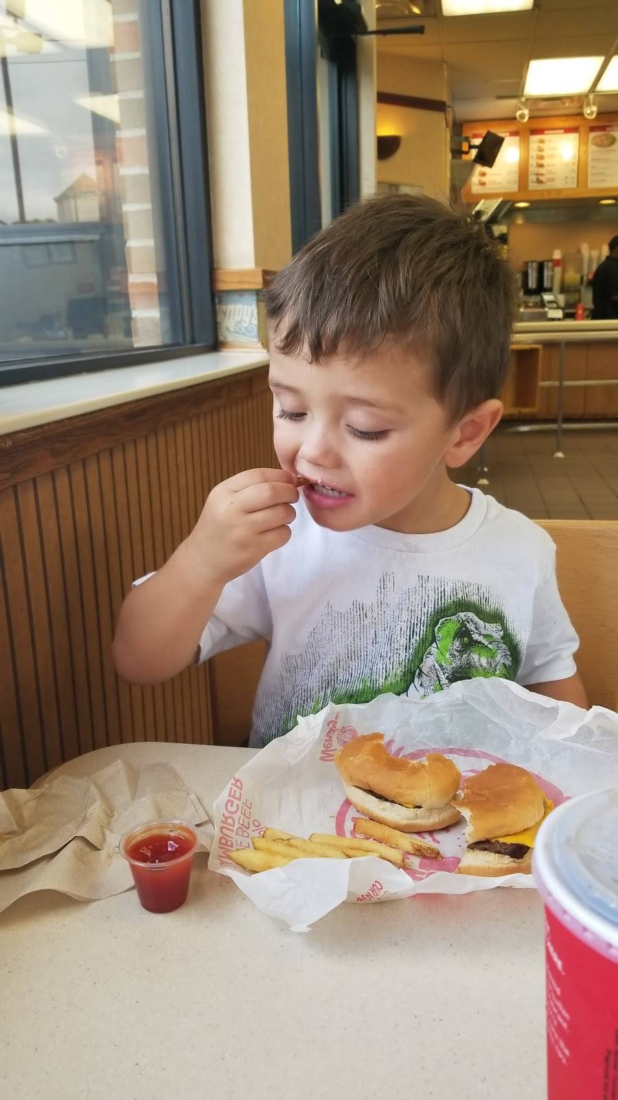 Wendys | restaurant | 10152 Colerain Ave, Cincinnati, OH 45251, USA | 5133855371 OR +1 513-385-5371