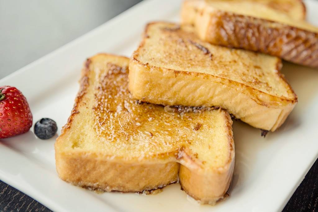 1st & Main | restaurant | 101 Main St, Dubuque, IA 52001, USA | 5635878152 OR +1 563-587-8152