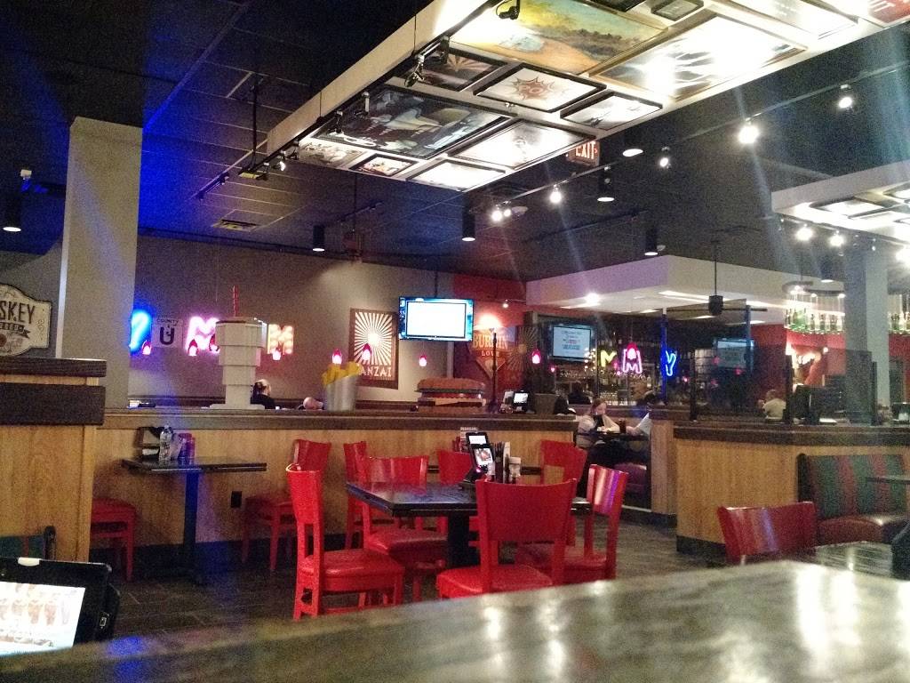 Red Robin Gourmet Burgers and Brews | restaurant | 99 Rockingham Park Blvd, #W105, Salem, NH 03079, USA | 6039522499 OR +1 603-952-2499