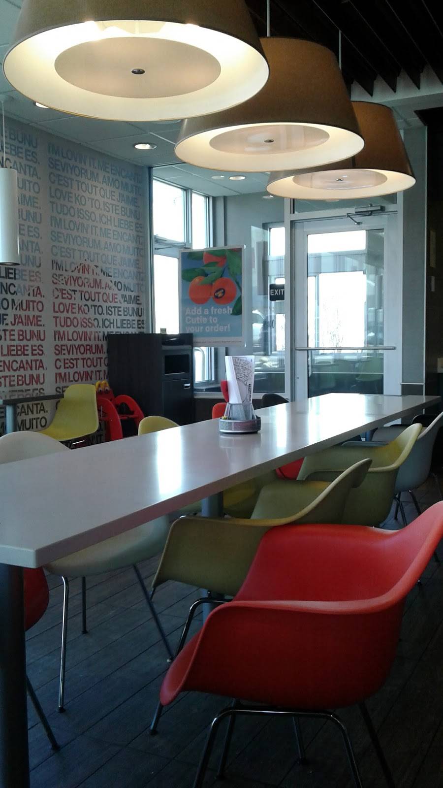 McDonalds | cafe | 200 E High St, Hicksville, OH 43526, USA | 4195425171 OR +1 419-542-5171