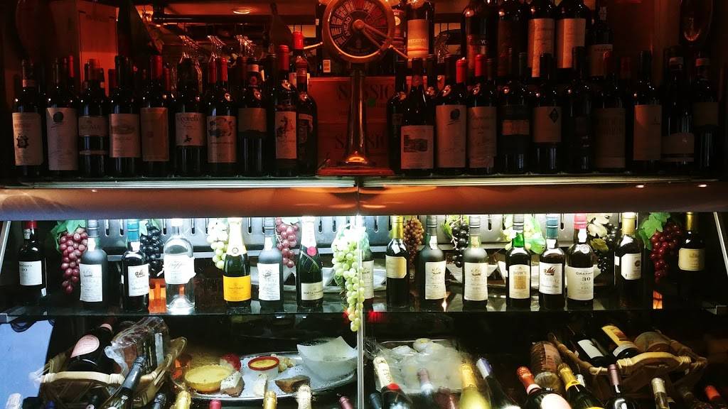 Villa Massimo Restaurant | restaurant | 120 Boulevard Taschereau, La Prairie, QC J5R 1S8, Canada | 4504443416 OR +1 450-444-3416