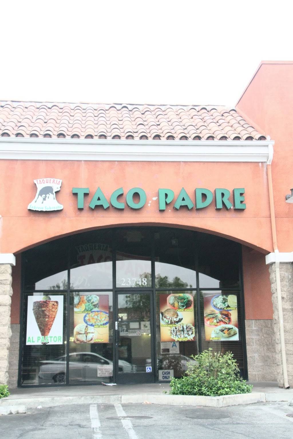 Taco Padre | restaurant | 23748 Newhall Ave, Newhall, CA 91321, USA | 6612603691 OR +1 661-260-3691