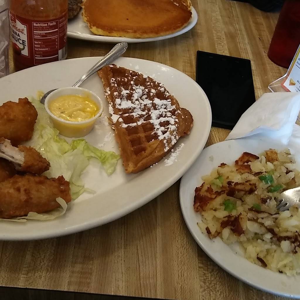 Angelas Family Restaurant | restaurant | 7121 St Clair Ave, Cleveland, OH 44103, USA | 2168811020 OR +1 216-881-1020