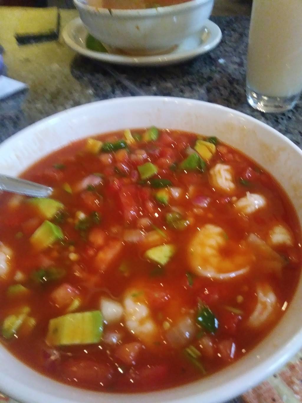 El Mezcal Mexican Restaurant | restaurant | 1819 W 23rd St, Lawrence, KS 66046, USA | 7858563444 OR +1 785-856-3444