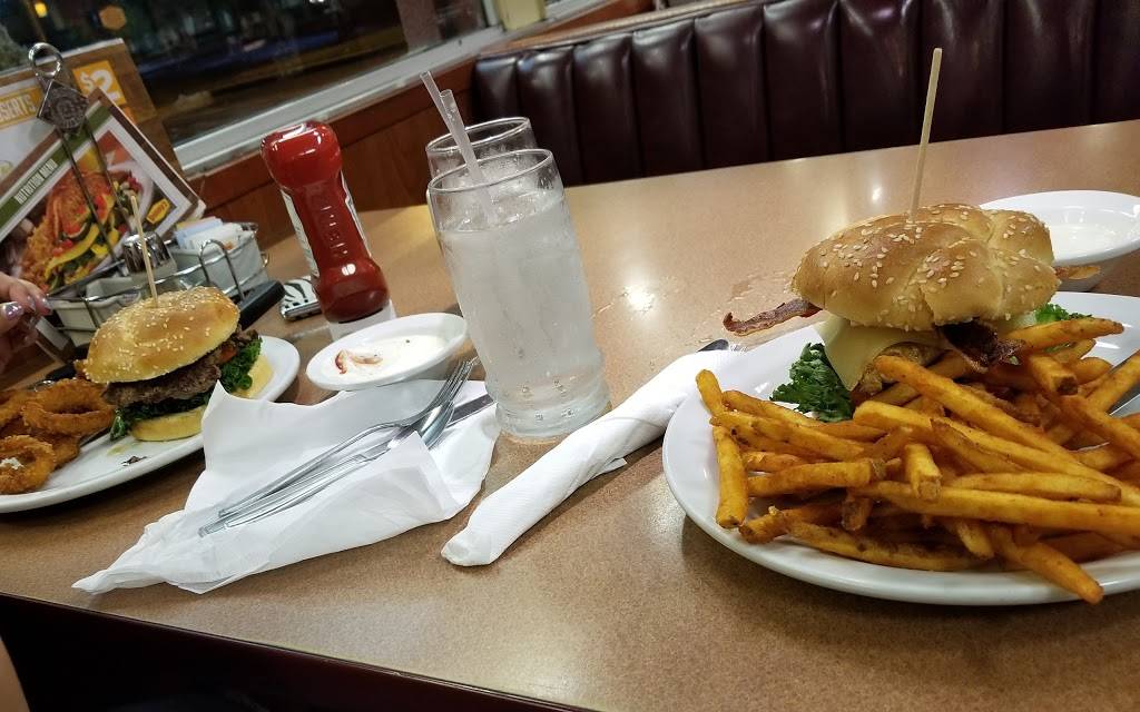 Dennys | restaurant | 12924 Beach Blvd, Stanton, CA 90680, USA | 7148985095 OR +1 714-898-5095