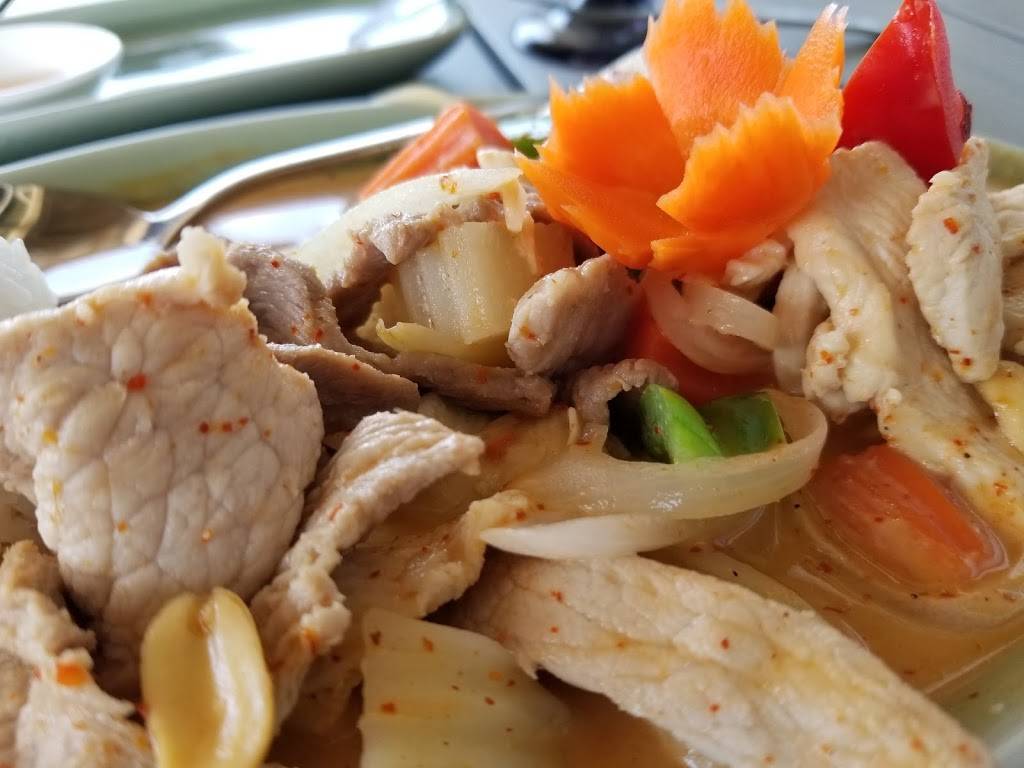 Bangkok Square | restaurant | Gainesville, FL 32606, USA | 3526726969 OR +1 352-672-6969