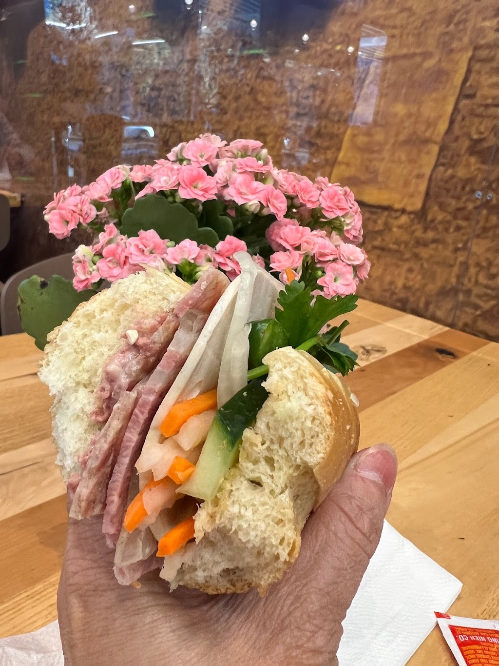 Lees Sandwiches | restaurant | 88 E San Carlos St, San Jose, CA 95112, USA | 4082868888 OR +1 408-286-8888