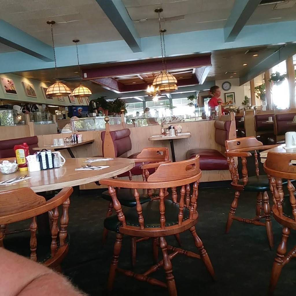 Nikarrys Restaurant | restaurant | 1055 N Lake St, Aurora, IL 60506, USA | 6302641500 OR +1 630-264-1500