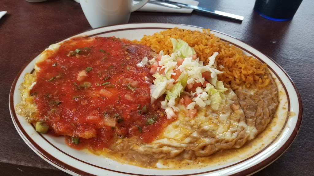 Chavolitos Mexican Restaurant | restaurant | 104 S 2nd St, Dolores, CO 81323, USA | 9706760538 OR +1 970-676-0538