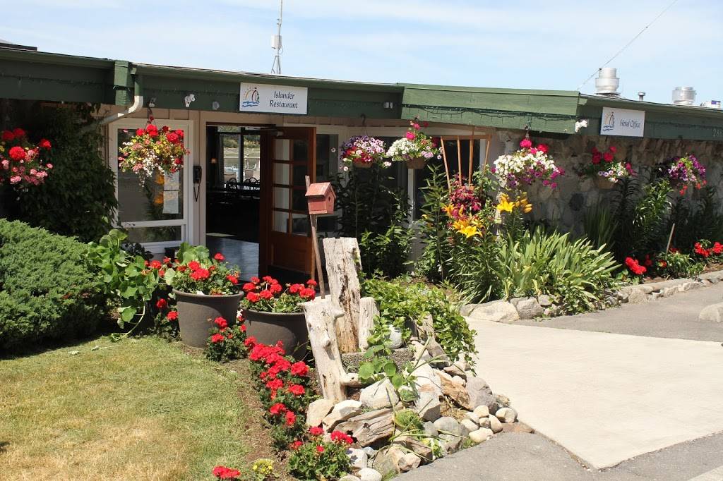 Lopez Islander Resort and Marina | night club | 2864 Fisherman Bay Rd, Lopez Island, WA 98261, USA | 3604682233 OR +1 360-468-2233