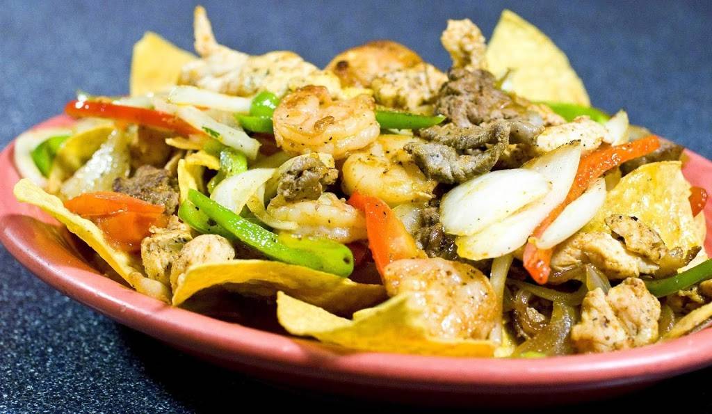 Jalapenos Mexican Restaurant | restaurant | 8840 Abercorn St #5, Savannah, GA 31406, USA | 9129200704 OR +1 912-920-0704