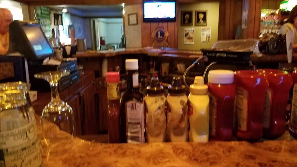 Chissys Pub & Grill | restaurant | 501 N Mill St, Waldo, WI 53093, USA | 9205288656 OR +1 920-528-8656