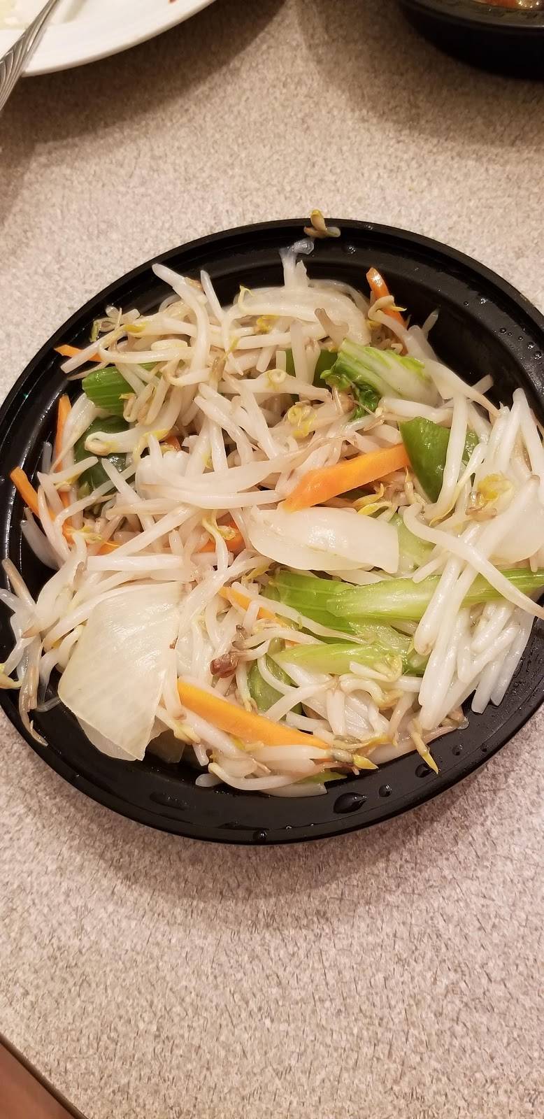 Golden Lake Chinese Food | restaurant | 370 Bovaird Dr E, Brampton, ON L6Z 2S8, Canada | 9058401188 OR +1 905-840-1188