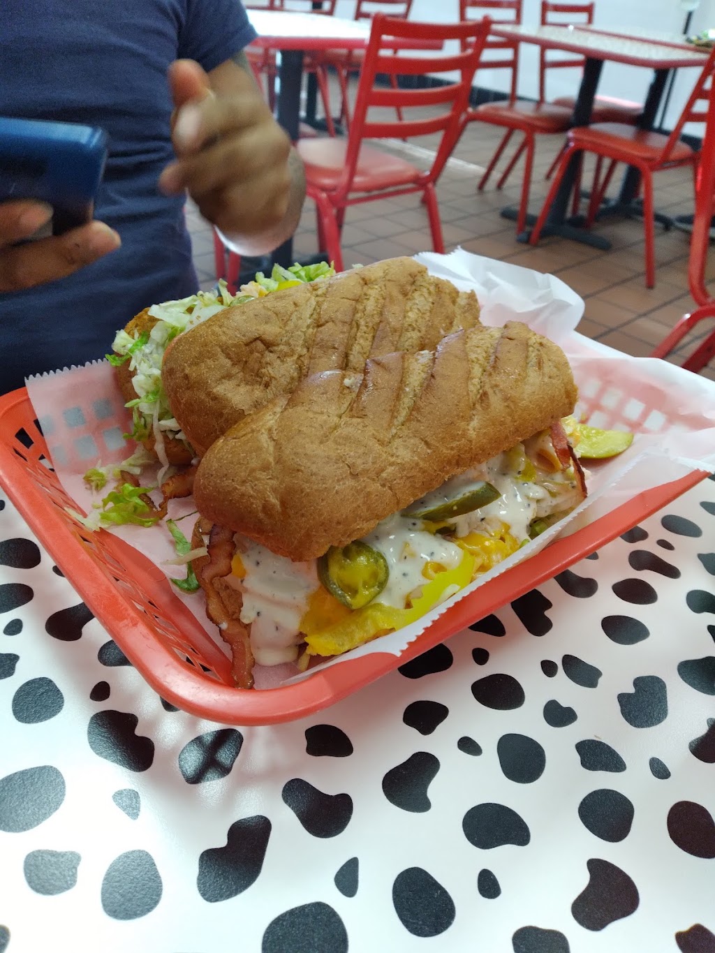 Firehouse Subs Independence Plaza | restaurant | 2438 Monarch Dr Ste A-160, Laredo, TX 78045, USA | 9567533404 OR +1 956-753-3404