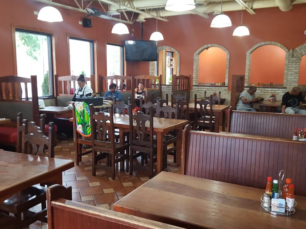 Cocula Restaurant Commercial | restaurant | 8847 S Commercial Ave, Chicago, IL 60617, USA | 7733743214 OR +1 773-374-3214