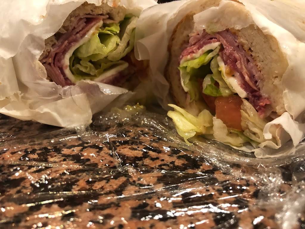 Sammys 2 Pizzeria Of Buffalo | restaurant | 640 Colvin Ave, Buffalo, NY 14216, USA | 7168760678 OR +1 716-876-0678