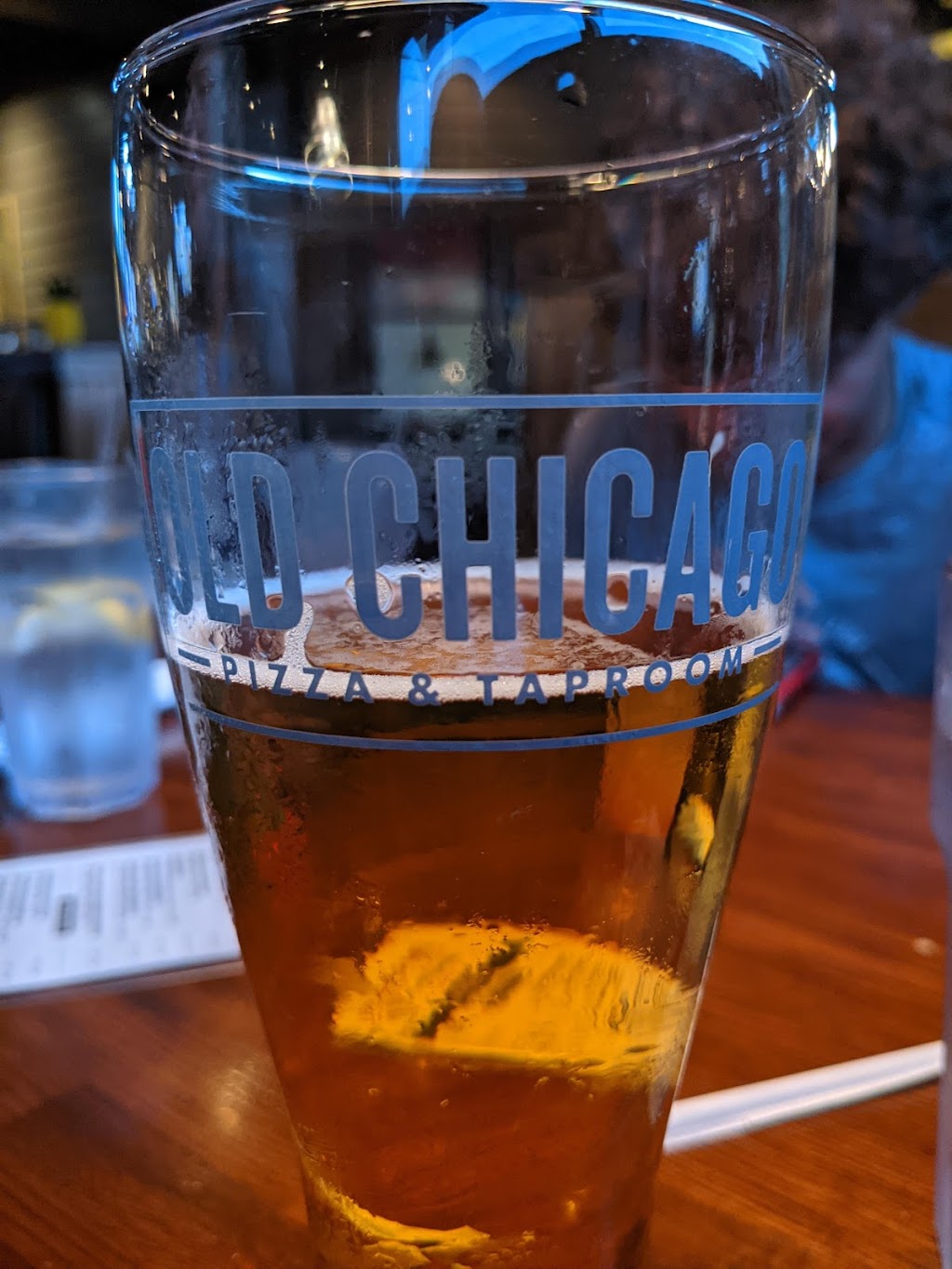 Old Chicago | restaurant | 7626 E Kellogg Dr, Wichita, KS 67207, USA | 3162720120 OR +1 316-272-0120