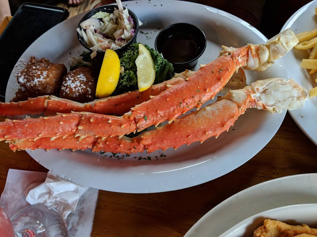 Friendly Fisherman Restaurant | restaurant | 150 Boardwalk Place West, Madeira Beach, FL 33708, USA | 7273916025 OR +1 727-391-6025