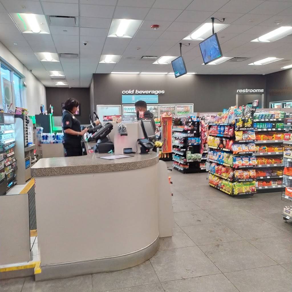 Thorntons | bakery | 3233 Grand Ave, Waukegan, IL 60085, USA | 8473360730 OR +1 847-336-0730