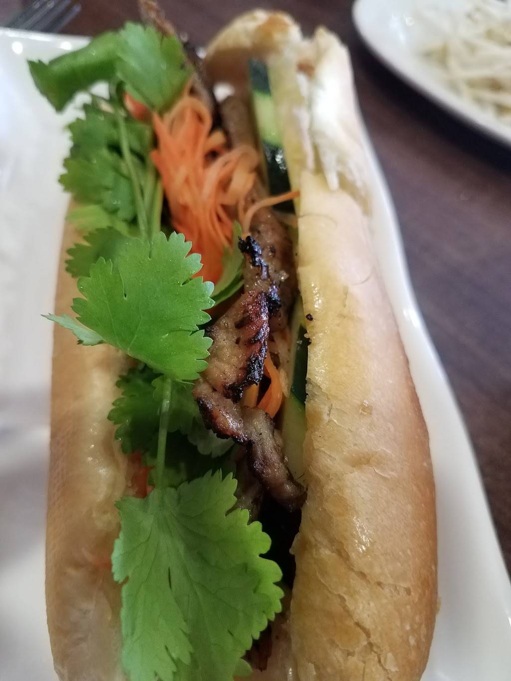 Pho I-10 | restaurant | 1045 Blalock Rd #180, Houston, TX 77055, USA | 3464445617 OR +1 346-444-5617