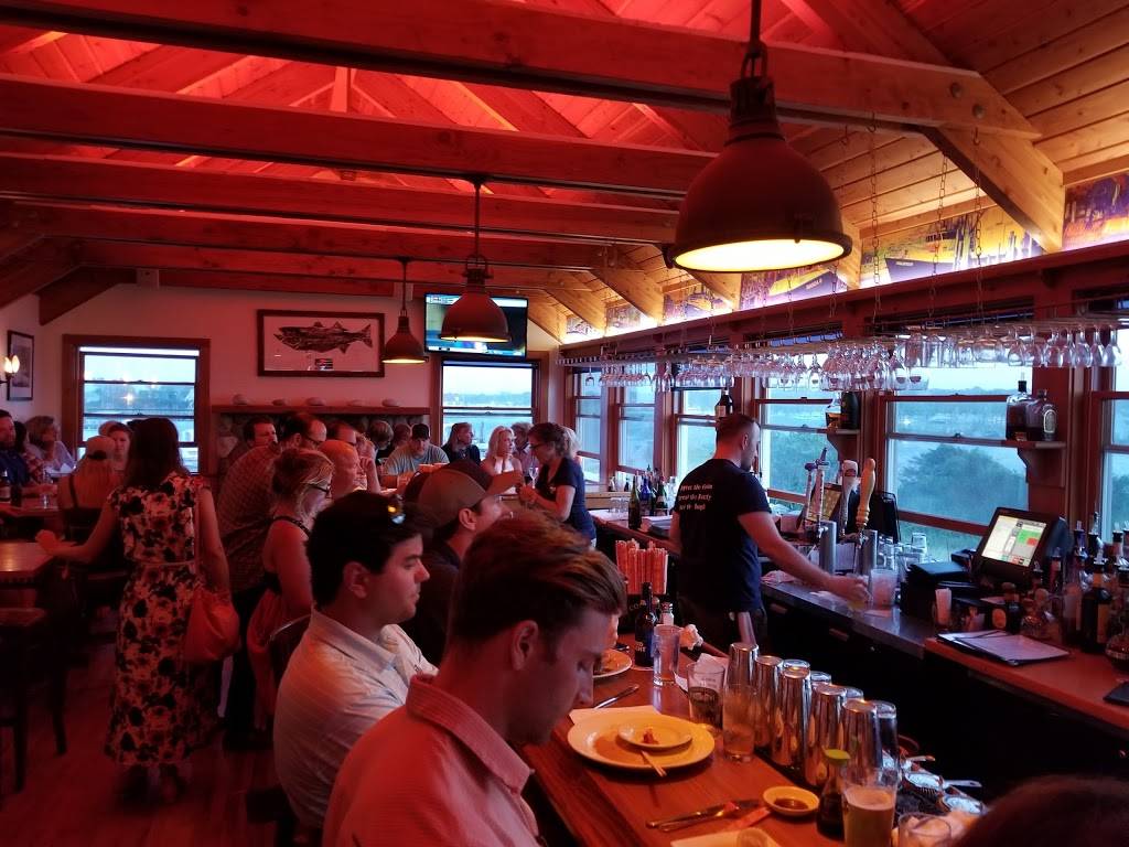 Inlet Seafood Restaurant | restaurant | 541 E Lake Dr, Montauk, NY 11954, USA | 6316684272 OR +1 631-668-4272