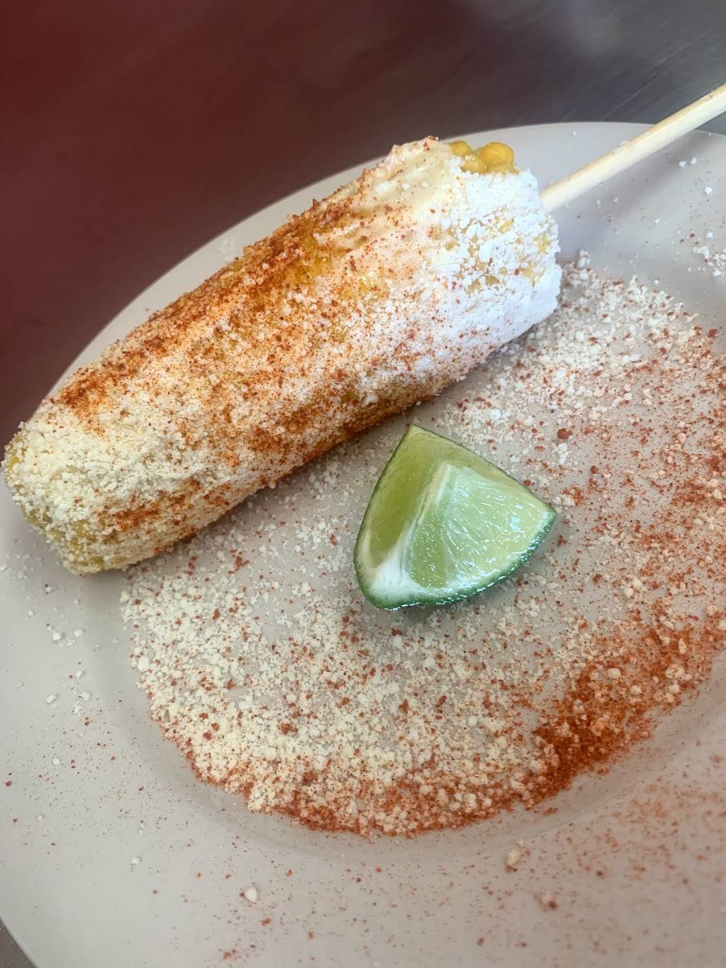 Más amigos | restaurant | 705 N Neil St, Champaign, IL 61822, USA | 2176070499 OR +1 217-607-0499