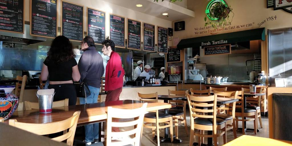 Poquito Mas | restaurant | 21049 Ventura Blvd, Woodland Hills, CA 91364, USA | 8188872007 OR +1 818-887-2007