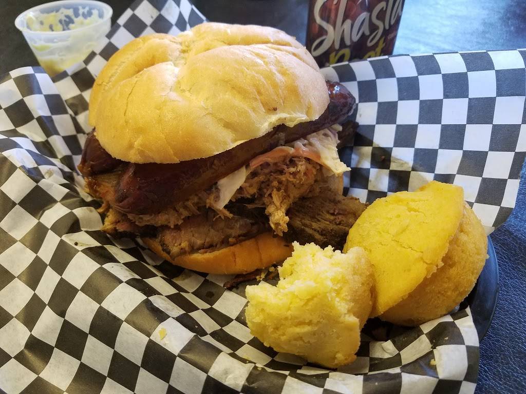 The BBQ Schacht | restaurant | 19231 Des Moines Memorial Dr, SeaTac, WA 98148, USA | 2069036453 OR +1 206-903-6453